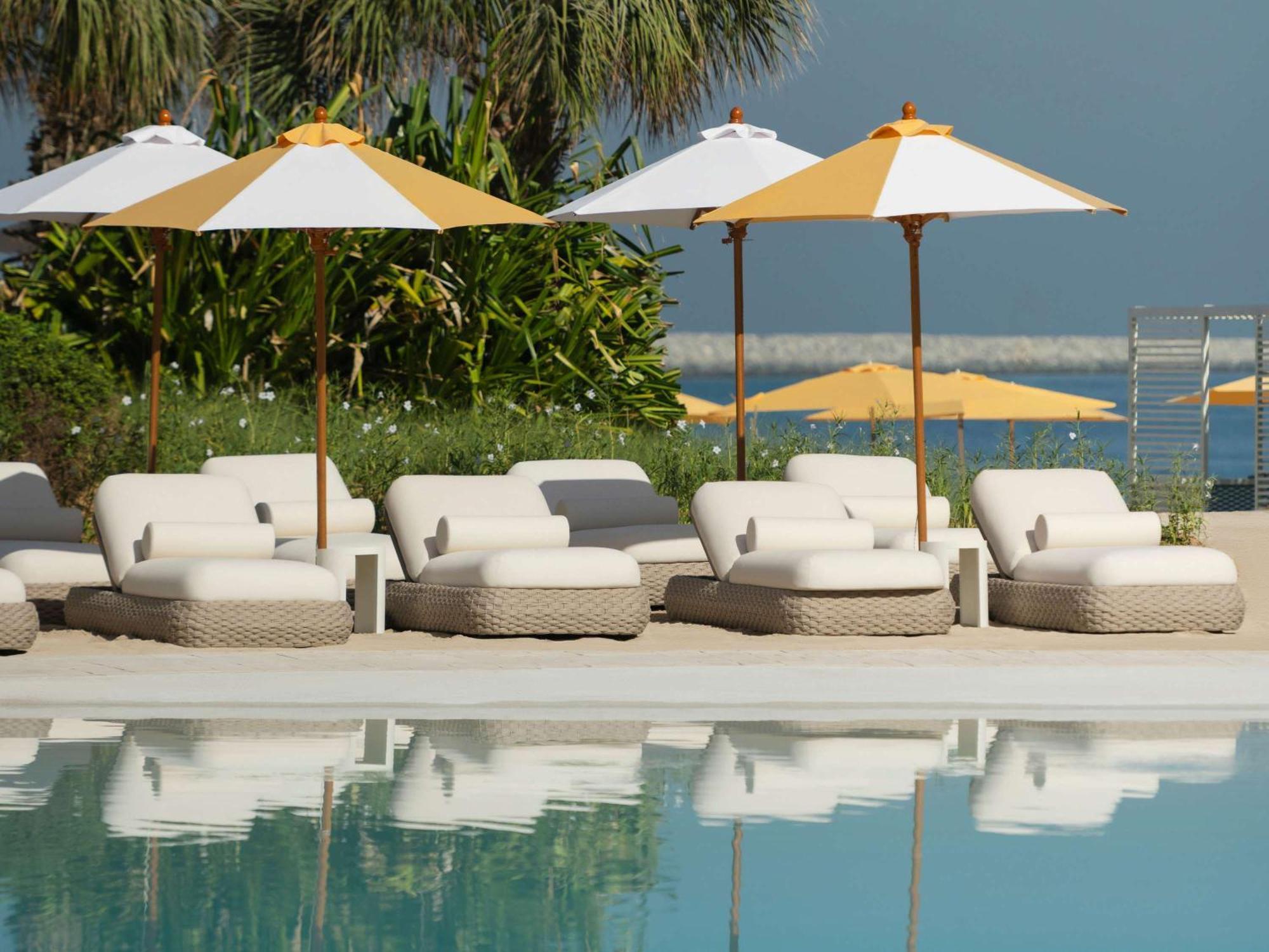 فندق سيزارز بالاس بلو ووترز دبي المظهر الخارجي الصورة The Beach at Jumeirah at Etihad Island
