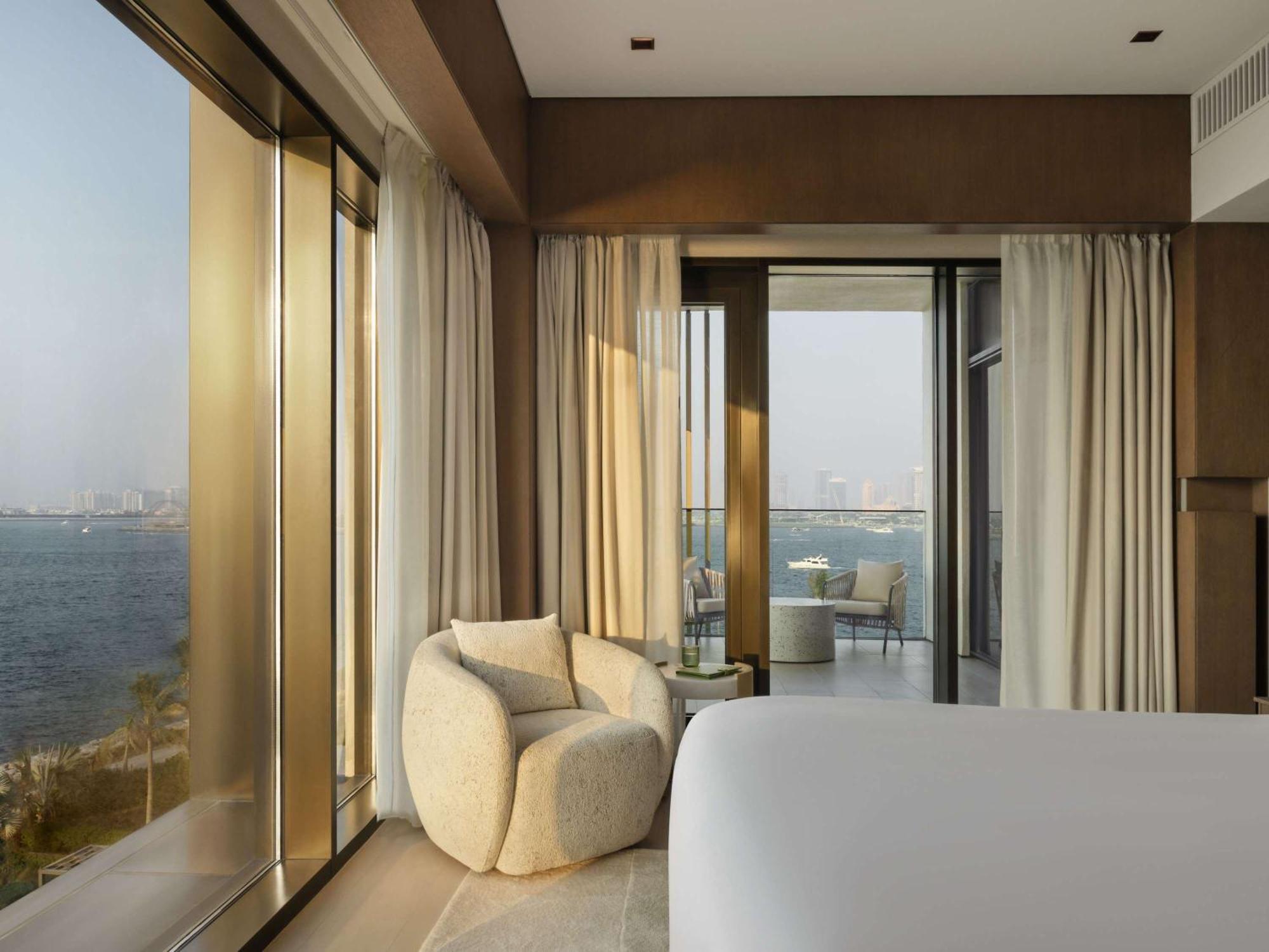 فندق سيزارز بالاس بلو ووترز دبي المظهر الخارجي الصورة A bedroom at the hotel